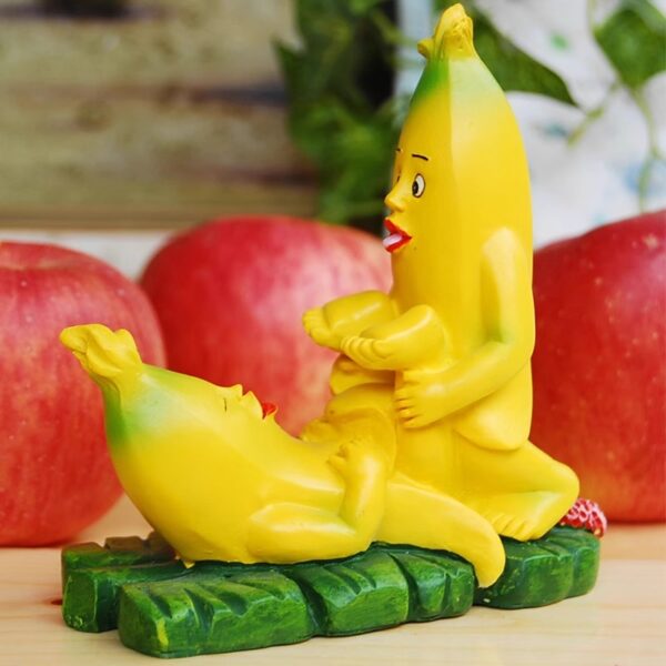 Banana Character Desk Decor - Whimsical Minion-Style Toy for Valentine's/Christmas, Unique Boyfriend Girlfriend Birthday Gag Gift - Image 3